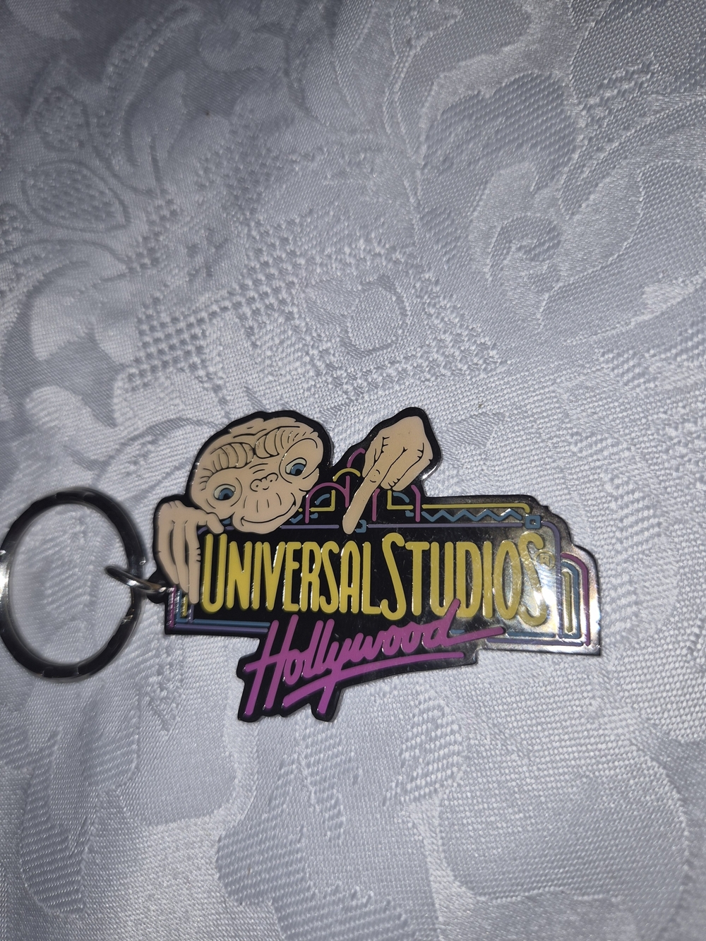 vintage 1980s or 1990s metal Universal Hollywood E.T. Keychain